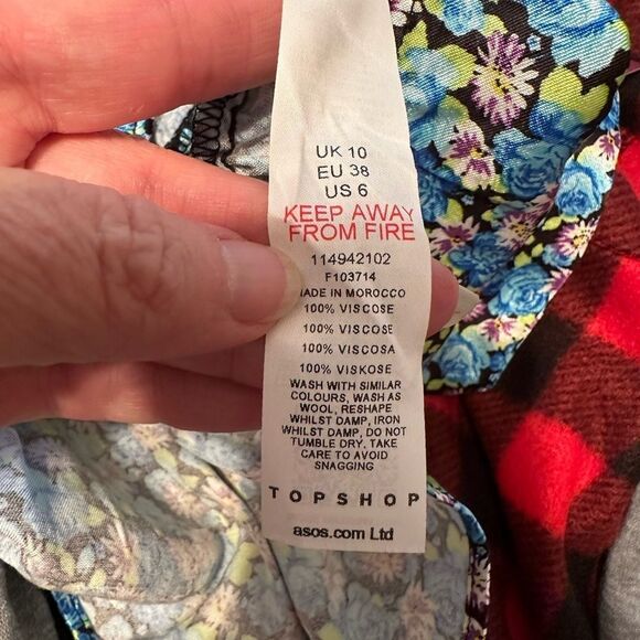 TopShop Blue Green and Black Floral Peplum Top Size 10 NWT - Picture 4 of 9